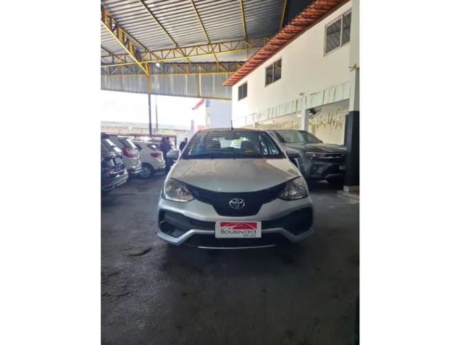 Toyota Etios X 1.3 Flex 16V 5P Mec. 2020