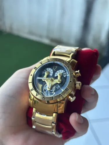 Relógio Premium Dourado