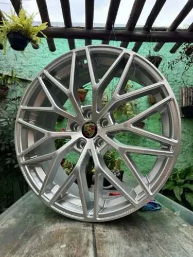 Rodas Porsche aro 17 5x100 + 215/55R17 Michelin - R$ 3.790,00