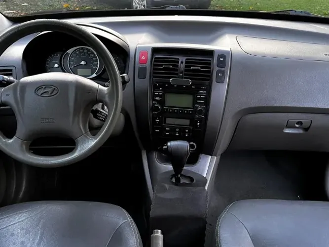Hyundai Tucson 2.0 16V Aut. 2012