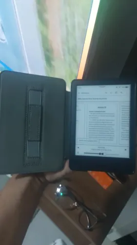 Kindle geração 11. Entrada ubs-c