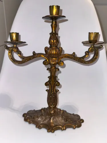 Candelabro antigo em bronze