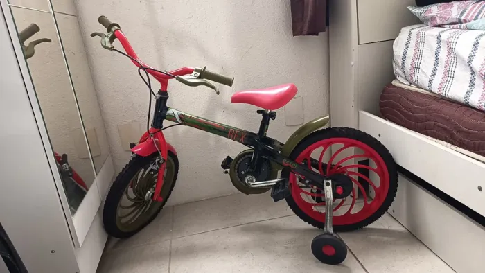 Bike infantil Semi Nova