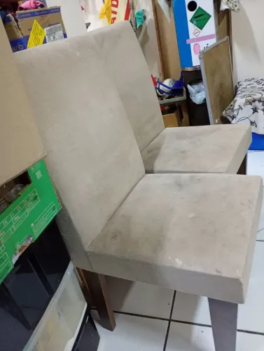 CADEIRAS Elegantes Vendo4 ou Só2 o Encosto Alto é Estofado Leia Descr Lavar Trocar 5Tábuas