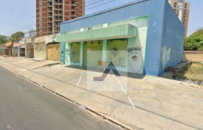 Terreno Jóquei Clube esquina com Elias João Tajra