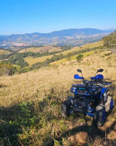 Quadriciclo 250 cc praticamente 0km