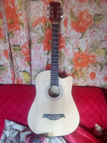 Violão novo