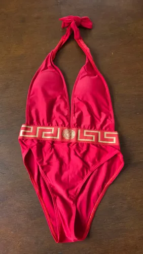 Maiô Versace