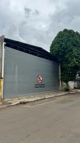 Galpão p/ Alugar em Goiânia 350m² Novo, de esquina com a Av Castelo Branco e Av Anhanguera