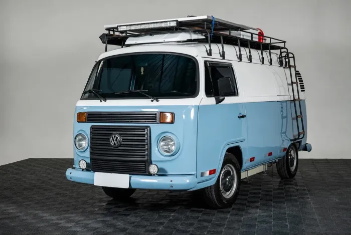Volkswagen Kombi Furgão 1.4 MI Total Flex 8V 2006