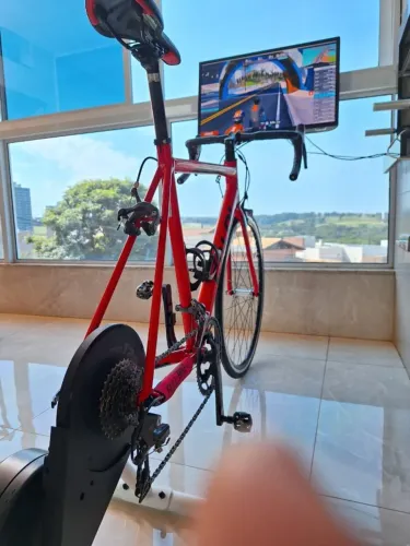 Rolo de treino Bike Smart Interativo Magene T200 - 15% inclinação