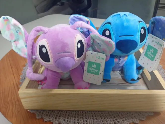 Stitch e Angel treme treme 