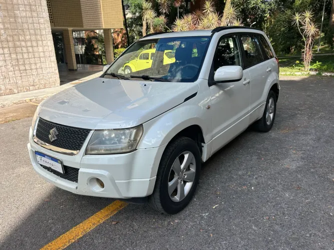 Suzuki Grand Vitara 2.0 16V 4x2/4x4 5P Aut. 2010