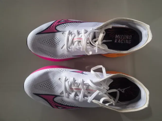 Mizuno Wave Rebellion Pro Low 42 Branco