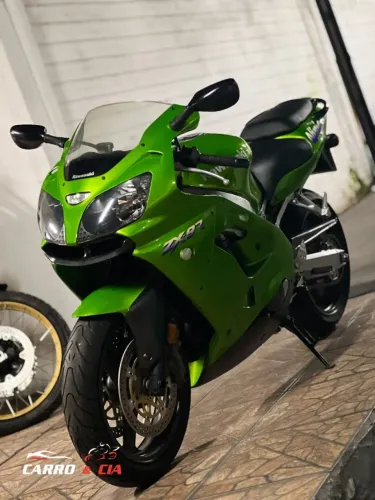 Ninja ZX-9R 2001 impecável