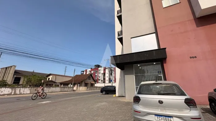 Sala comércial com 40,60 m² no Bairro Bom retiro.