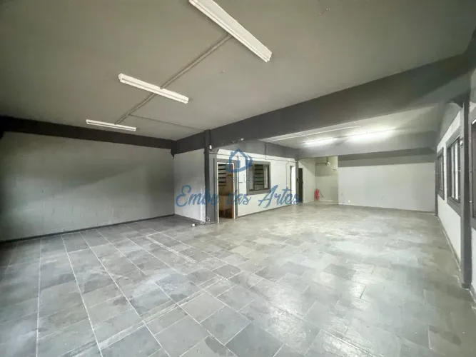 SALA PARA LOCAÇÃO, CENTRO DE EMBU DAS ARTES-SP.