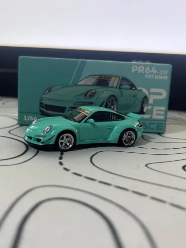 Porsche 911 (997) RWB, escala 1:64, Tiffany Blue. Miniatura