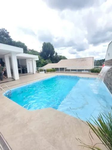 Casa para Venda em Barueri, Parque Viana, 3 dormitórios, 2 suítes, 2 banheiros, 5 vagas