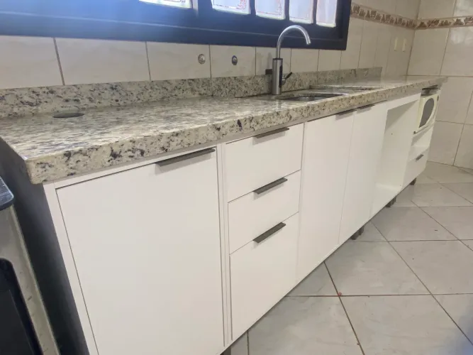 COZINHA 100% MDF 2,80m + torre de tomadas + torneira