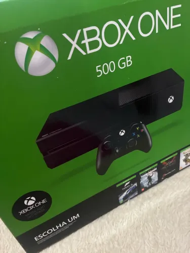 XBOX ONE FAT 500 GB COM CONTROLE E 2 JOGOS: RDR II E GTA V