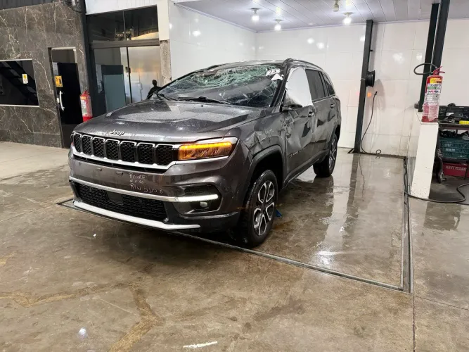 SUCATA JEEP COMMANDER 1.3 TURBO FLEX PEÇAS E ACESSÓRIOS