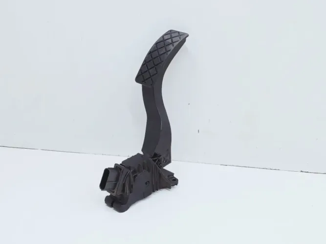 Pedal Acelerador Vw Passat Tsi 2.0 Turbo 2018 5q1723503h