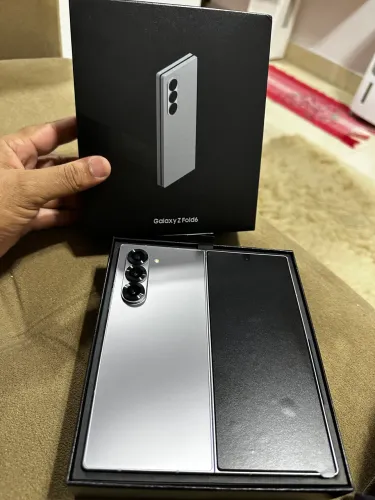 ? VENDO SAMSUNG GALAXY Z FOLD 6 ? PRATA | 12GB RAM | 512GB