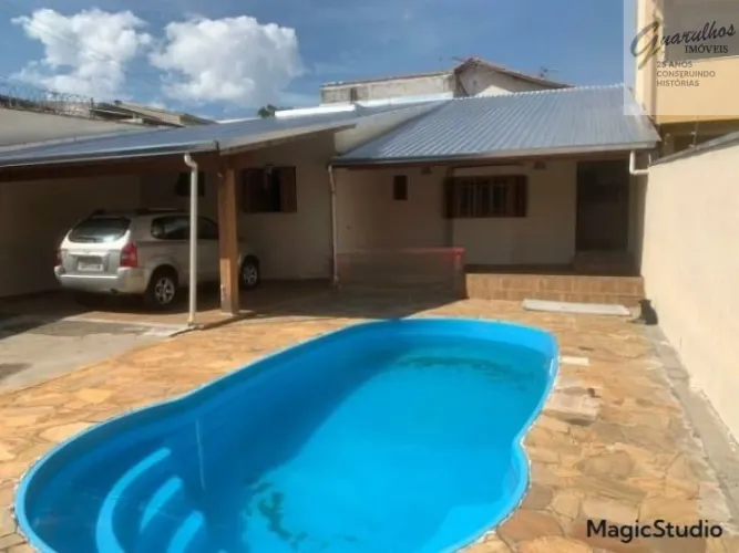 CASA TÉRREA PARA ALUGAR COM 150M², 2 SUITES, 5 VAGAS, PISCINA, VILA FLORIDA