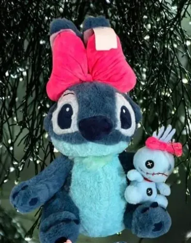 Pelúcia Stitch com lacinho