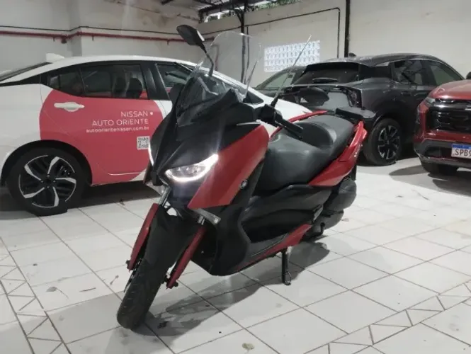 YAMAHA XMAX ABS 2022 OTIMA OPORTUNIDADE SO ME CHAMAR MARCELA .