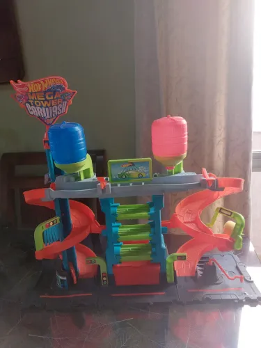 Pista Hotwheels Mega Tower Carwash