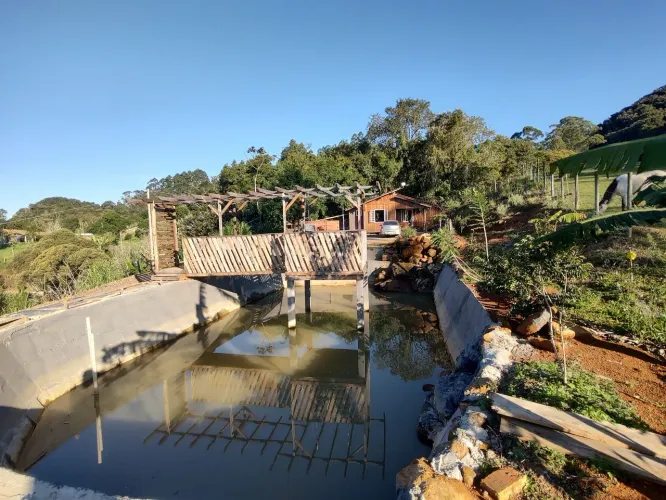 Vendo mini sitio em presidente Nereu