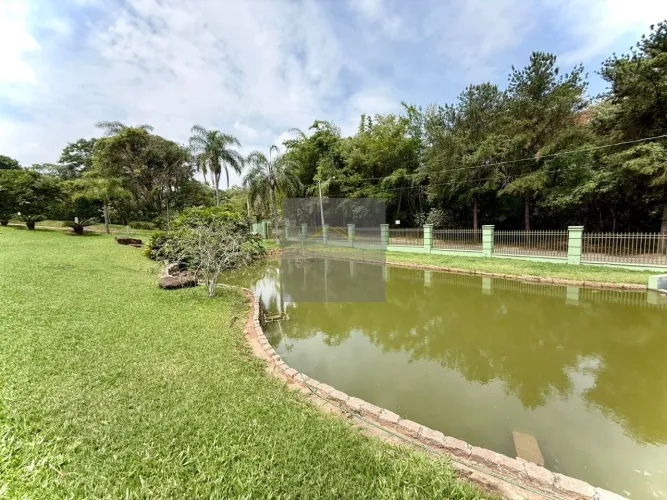Chácara de luxo em condomínio no Lagos de Shanadu, Indaiatuba-SP: 3 quartos, 3 suítes, 3 s