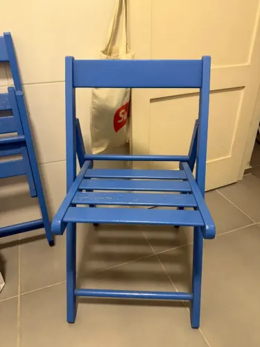 Cadeiras dobráveis para cozinha ou varanda azuis