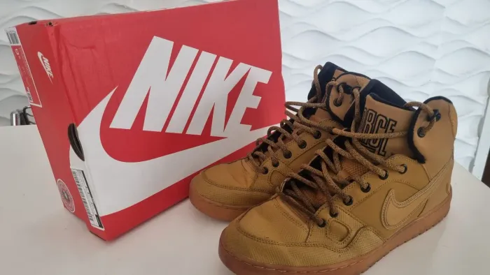 Tênis Nike Air Cano Alto