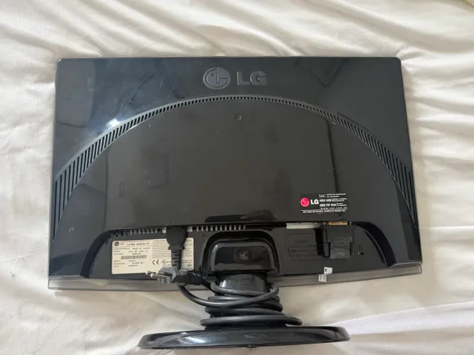 Monitor LG W2053 20 Polegadas