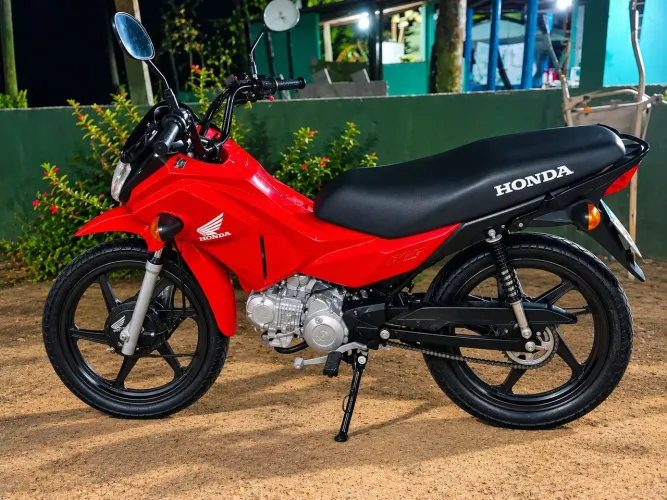 Vendo pop110 2027 apenas 3mil km rodados