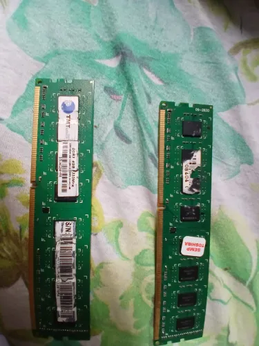 Memória RAM DDR3 4GB