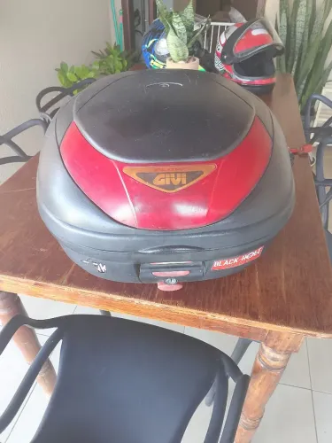 Baú Givi Flow