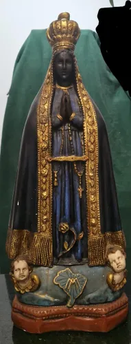 Imagem de Nossa Senhora Aparecida 62cmX25cm em Gesso com pintura tradicional e artística
