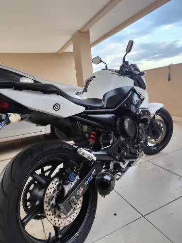 Yamaha XJ6 N 2012