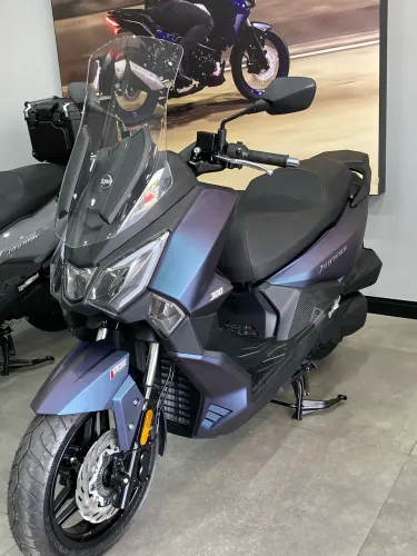 SCOOTER SYM JOYRIDE 300 0KM VENDEDORA NATASHA