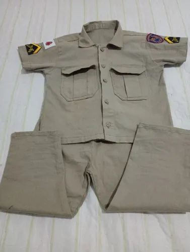Vendo fantasia da polícia militar de Minas gerais usada vesti do 2 anos aos 4 anos