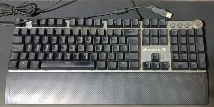 Teclado mecânico Fortrek G