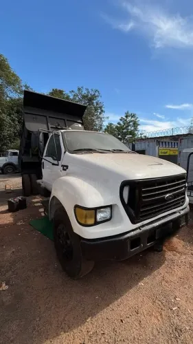 CAMINHAO CAÇAMBA TOCO FORD F12.000