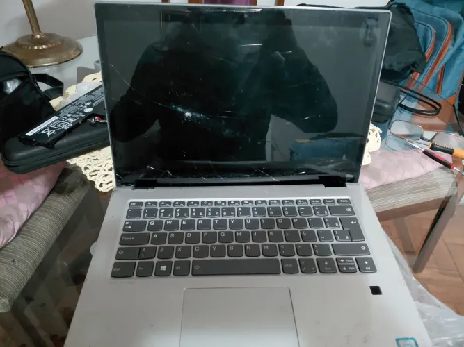 Notebook Lenovo Yoga 520
