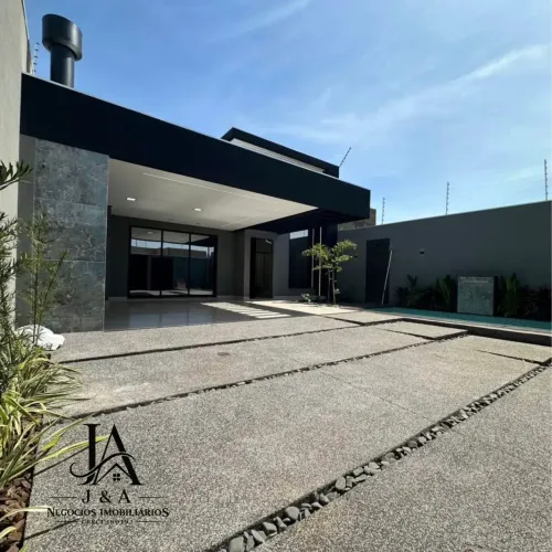 Imóvel á venda com 3 quartos sendo 1 suíte, área gourmet com churrasqueira e piscina aquec