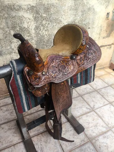 Sela de tambor assento de avestruz ( completa)
