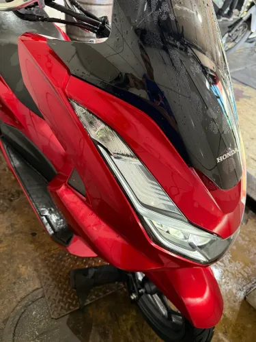 PCX 160 24/25 muito nova aceito troca
